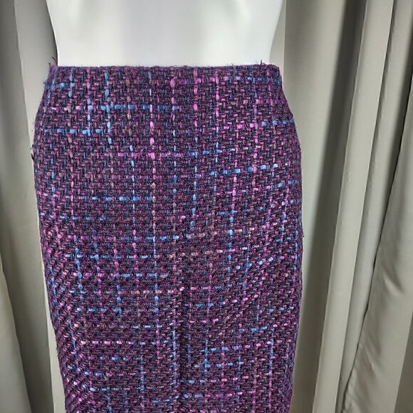 Bandolino Tweed, Plum, Blue, Lined, Back Zip, Fringed Hem, Pencil Skirt Size 16W - Picture 2 of 10